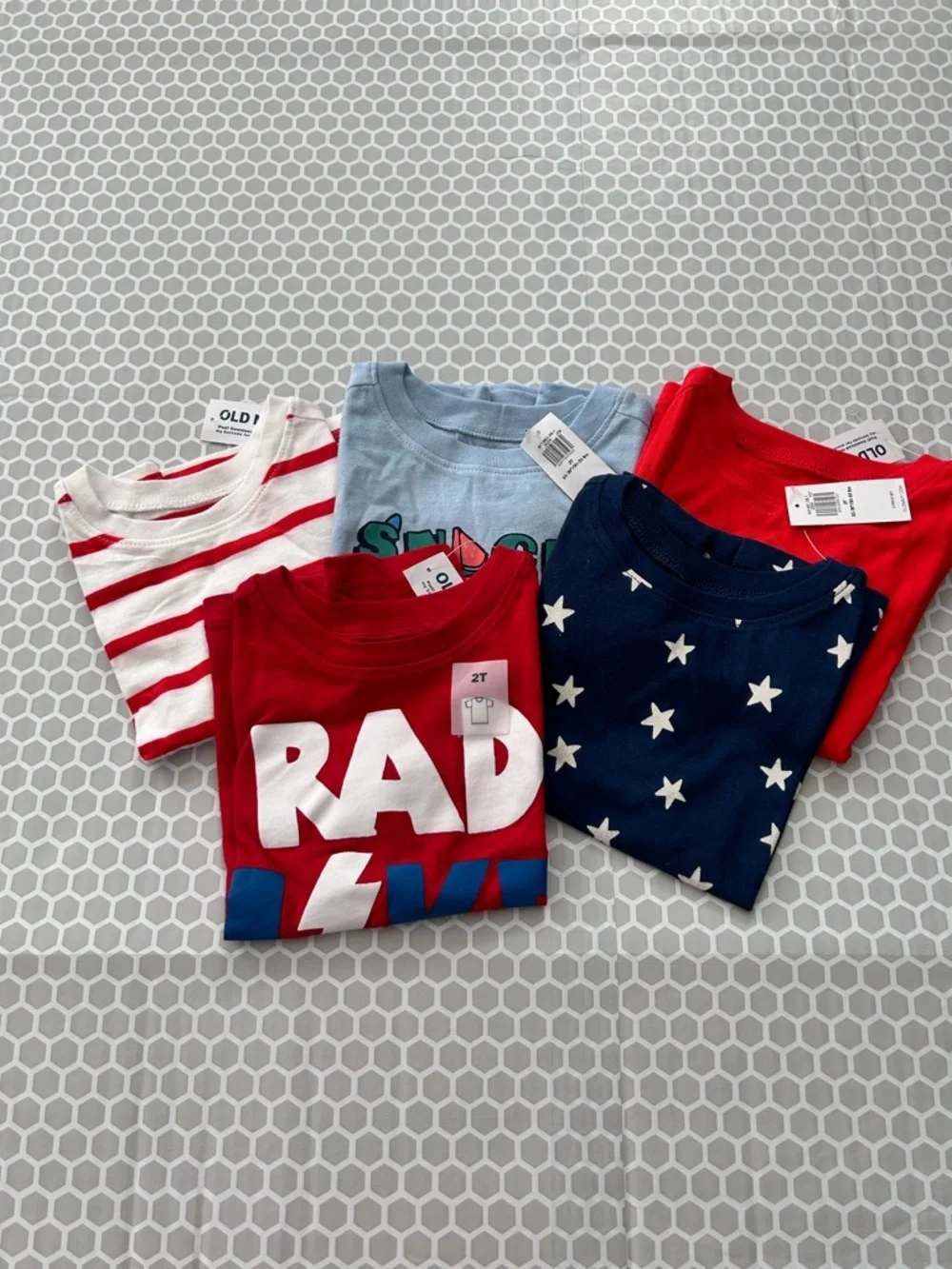NWT Old Navy Bundle of 5 Short Sleeve Toddler Tees. Size 2T